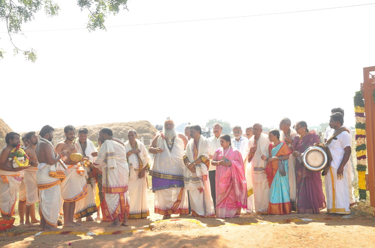   Mukkamul Peethadhi Pati Sri Sri Sri Sridhar Swami Garu, Nutana Go Shala Prarambotsavao.