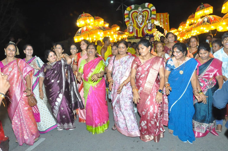 Evening procession on the last day (Thursday, 29.05.2025) of the Sri Sai Sannidhi anniversary celebrations