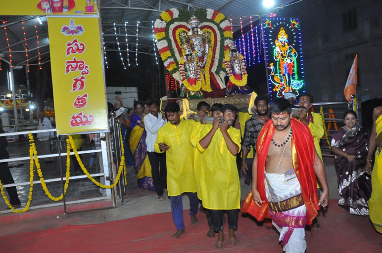 Evening procession on the last day (Thursday, 29.05.2025) of the Sri Sai Sannidhi anniversary celebrations